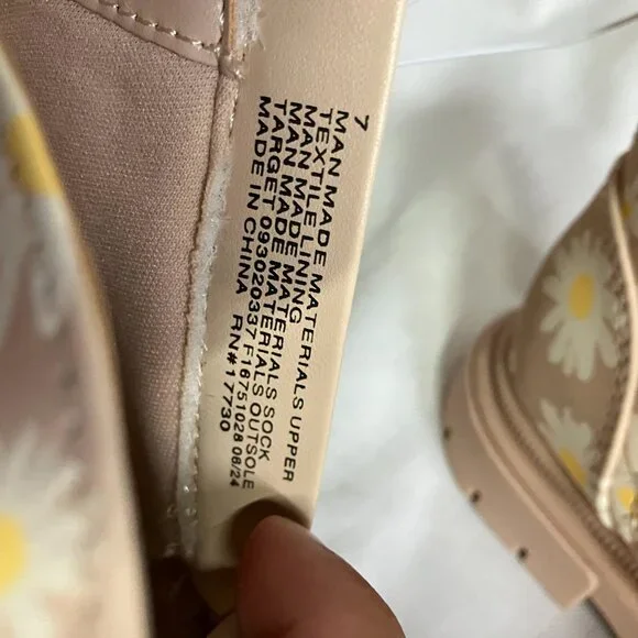 Cat & Jack Toddler Girls' Size 7 Beige Flora Side Zipper Booties Leather - Picture 3 of 7